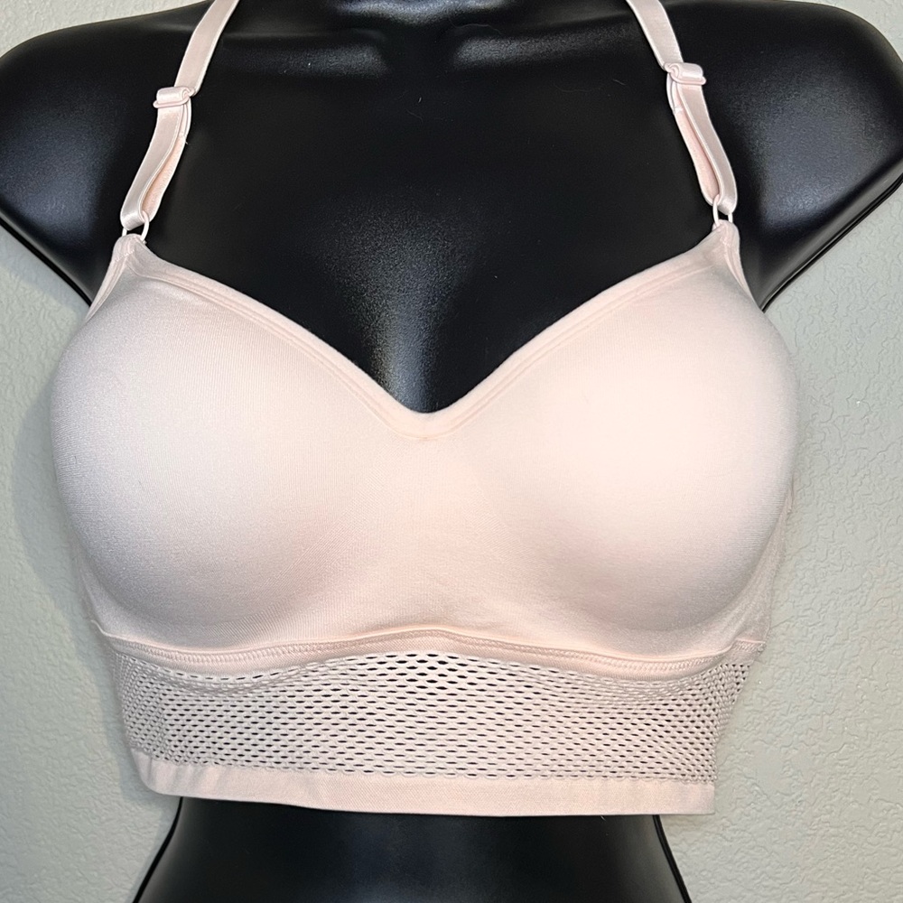 VS sports bra in peach L